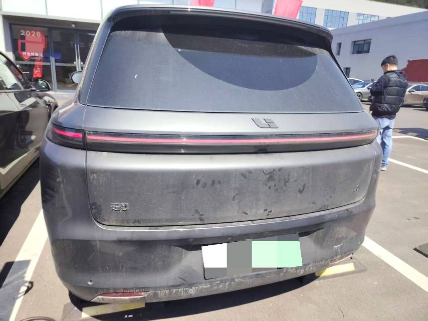 Li Auto L (Liter) 8 Max