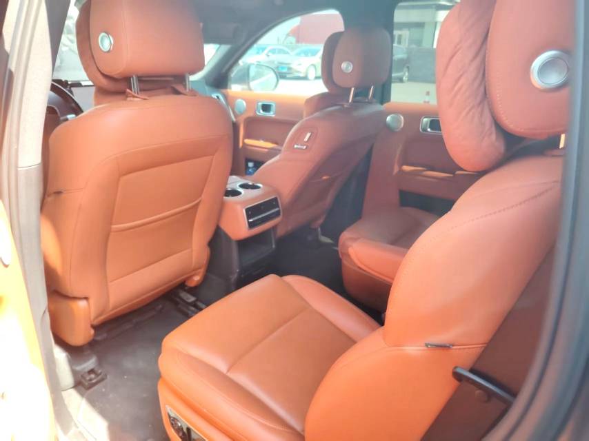 Li Auto L (Liter) 8 Max