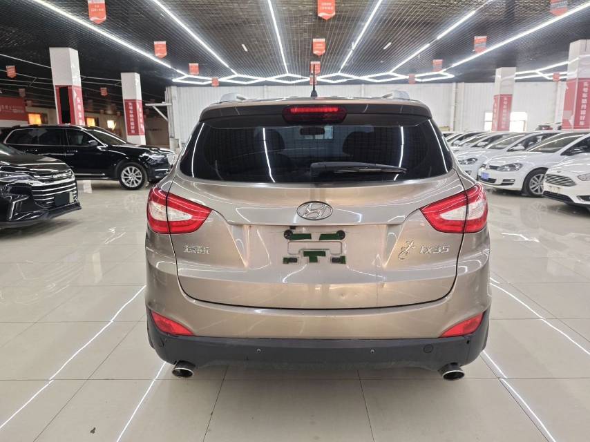 北京现代 ix 35 Model Year 2.0L 自动两驱智能型 GLS 国 V