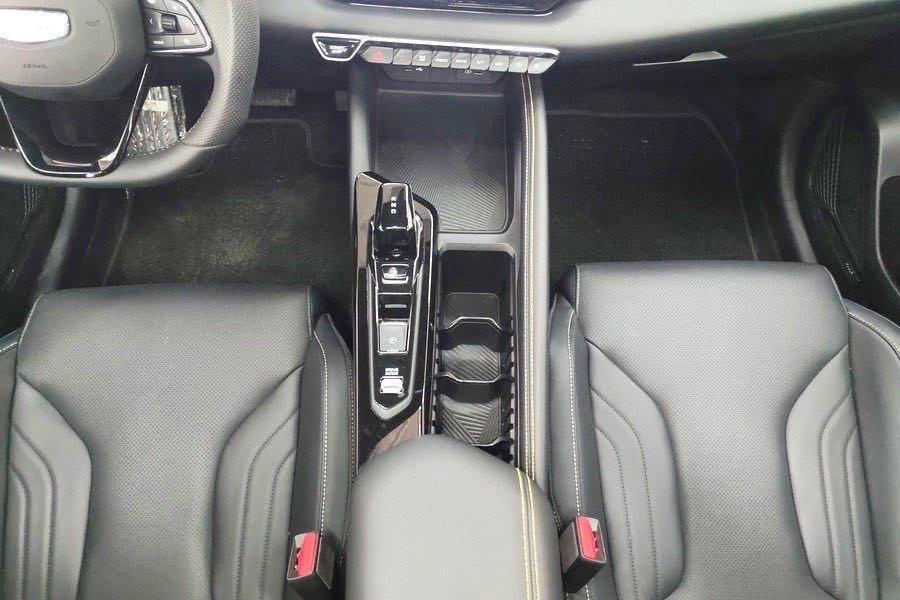 Geely L (литр) 1.5TD с коробкой передач DCT