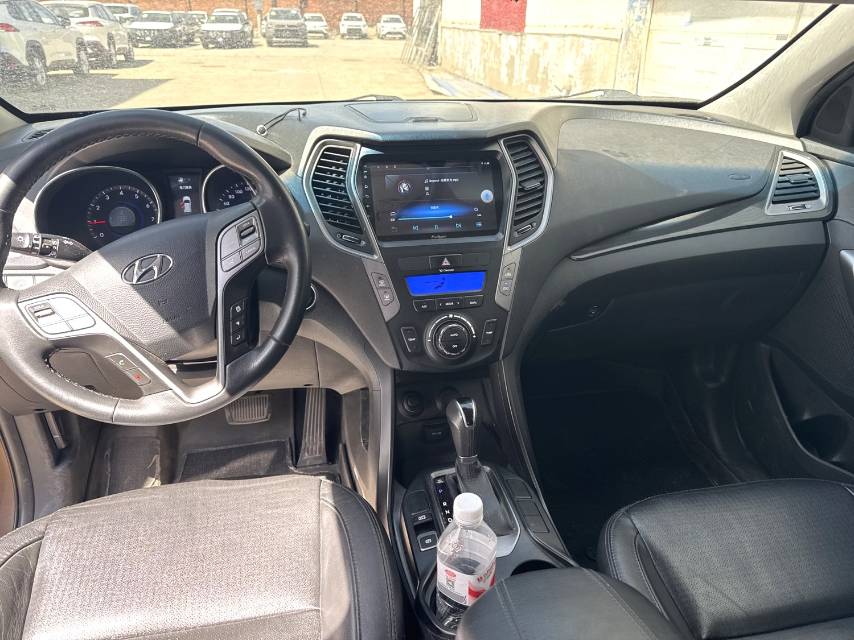 Hyundai Santa Fe 2.4L Automatic4WD