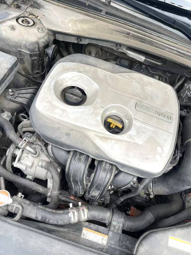 Kia K 5 2.0L hybrid GLS