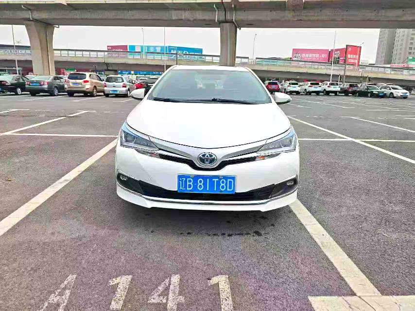卡罗拉 Model Year 改款双擎 1.8L E CVT 精英版