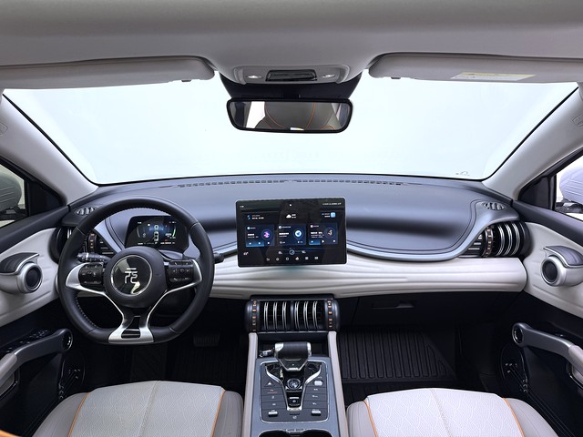 BYD PLUS 430KM