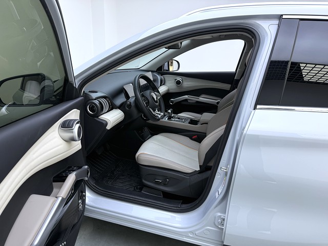 BYD PLUS 430KM