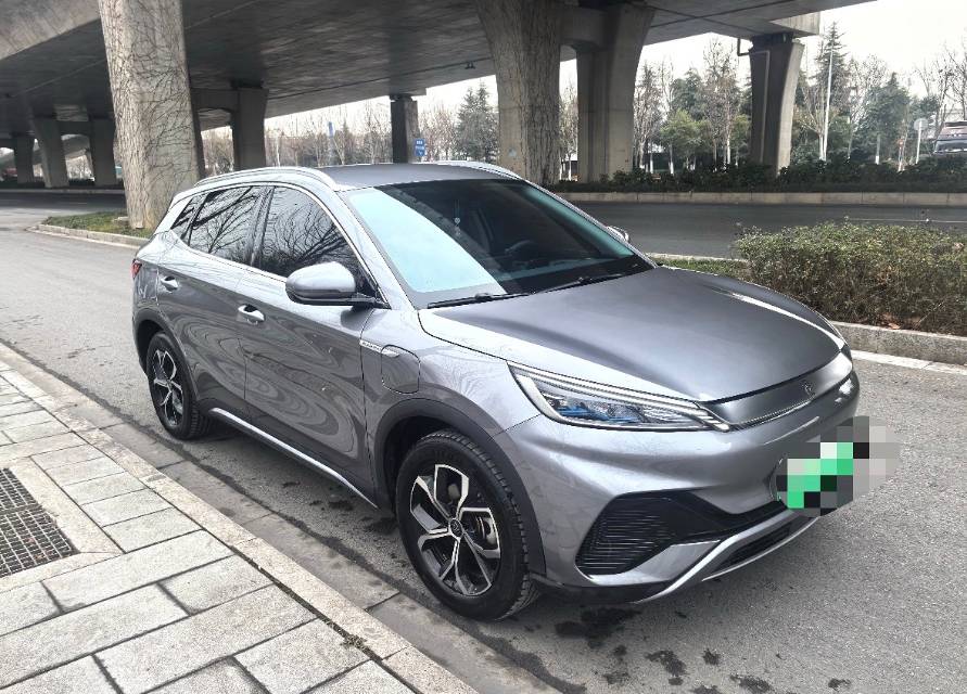 BYD PLUS 510KM