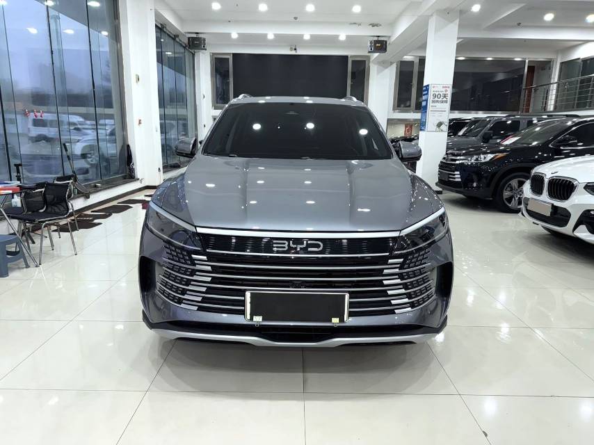 BYD 05 DM i DM i 115 км — флагманская модель