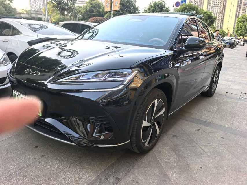 BYD 07 Electric Vehicle 610