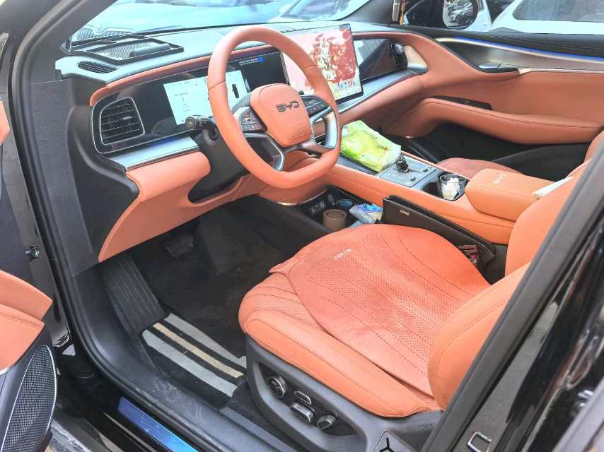 BYD 07 Electric Vehicle 610