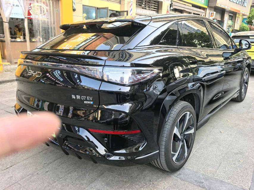 BYD 07 Electric Vehicle 610