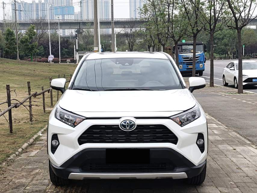 Toyota RAV 4 Hybrid 2.5L E CVT 2WDElite