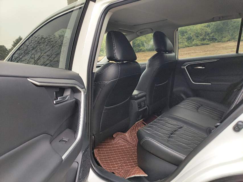 Toyota RAV 4 Hybrid 2.5L E CVT 2WDElite