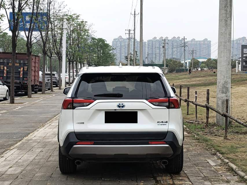Toyota RAV 4 Hybrid 2.5L E CVT 2WDElite