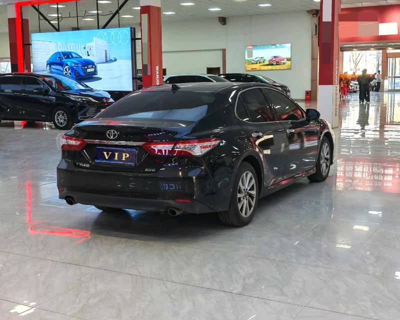 凯美瑞 Model Year 2.0G 豪华版