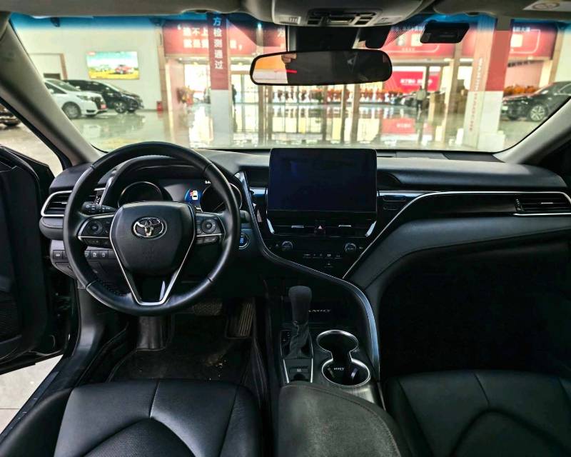 凯美瑞 Model Year 2.0G 豪华版