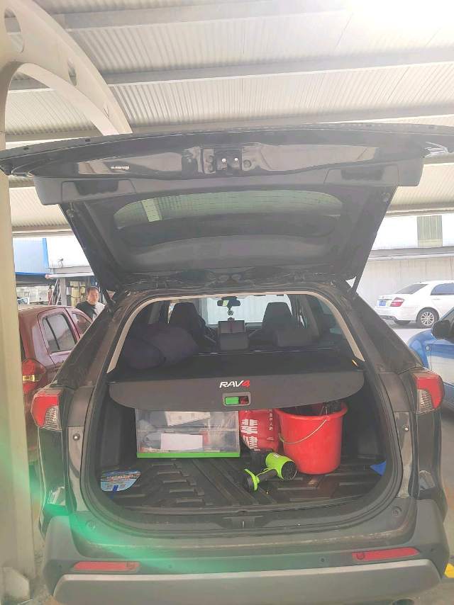 Toyota RAV 4 2.0L CVT 2WD PLUS Version