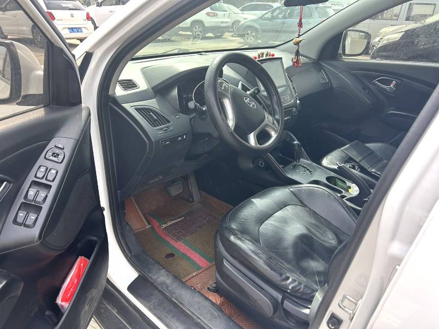 Hyundai Hyundai ix 35 2.0L Automatic2WD GLS IV
