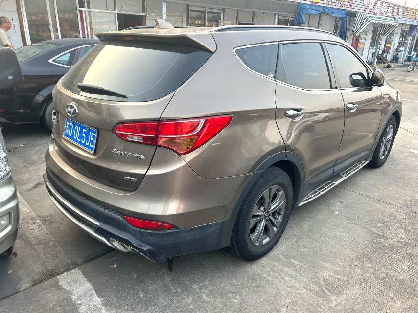 Hyundai Santa Fe 2.0T Automatic4WD 7 Seats