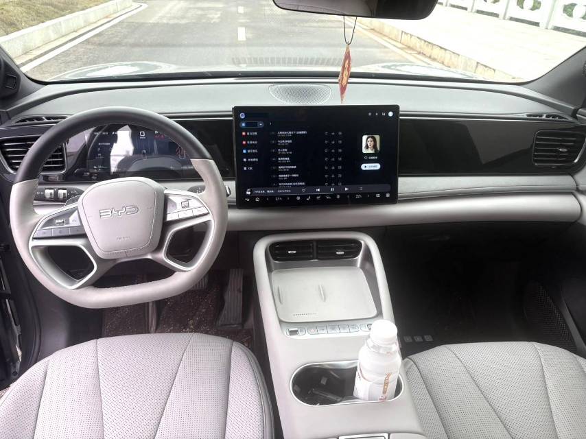 BYD 06 New Energy DM i 170 Pro