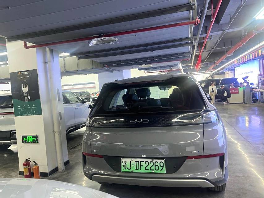 BYD 06 New Energy DM i, версия 170 Plus