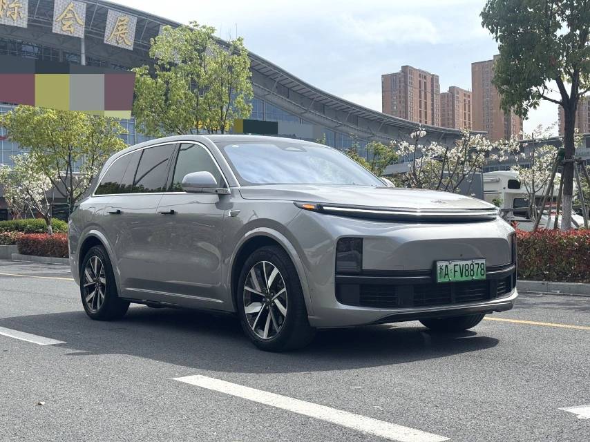 Li Auto L (Liter) 8 Pro