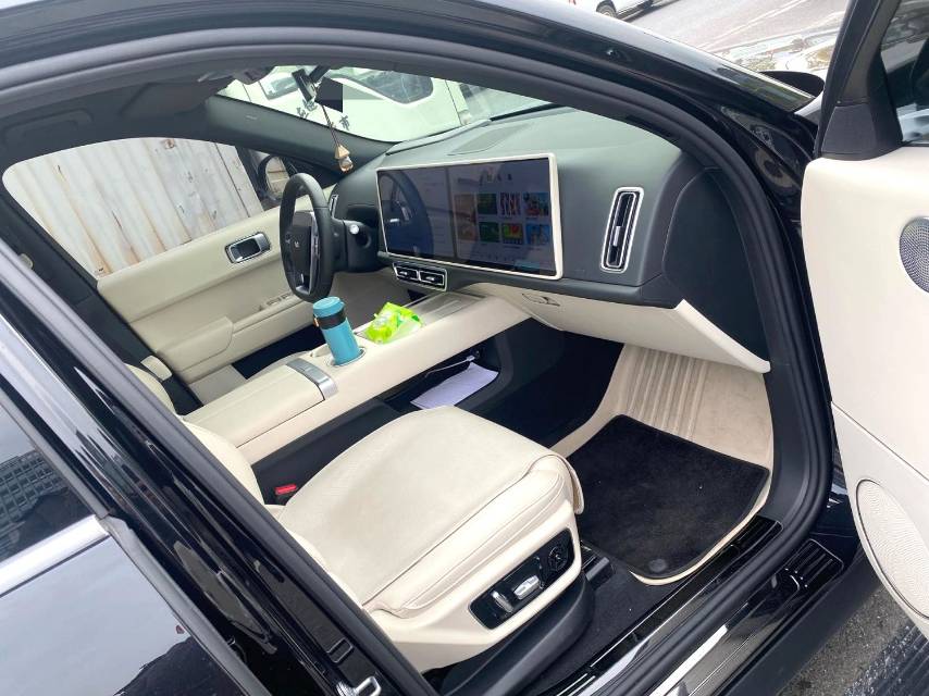 理想 L (Liter) 7 Model Year Max 智能焕新版