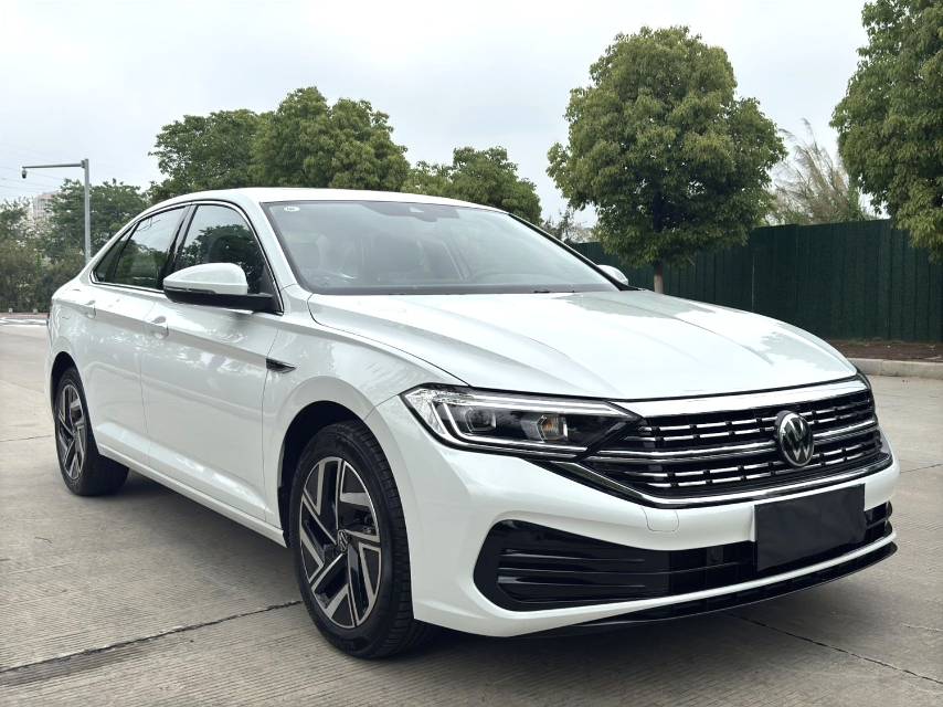 速腾 Model Year 300TSI DSG 超越版