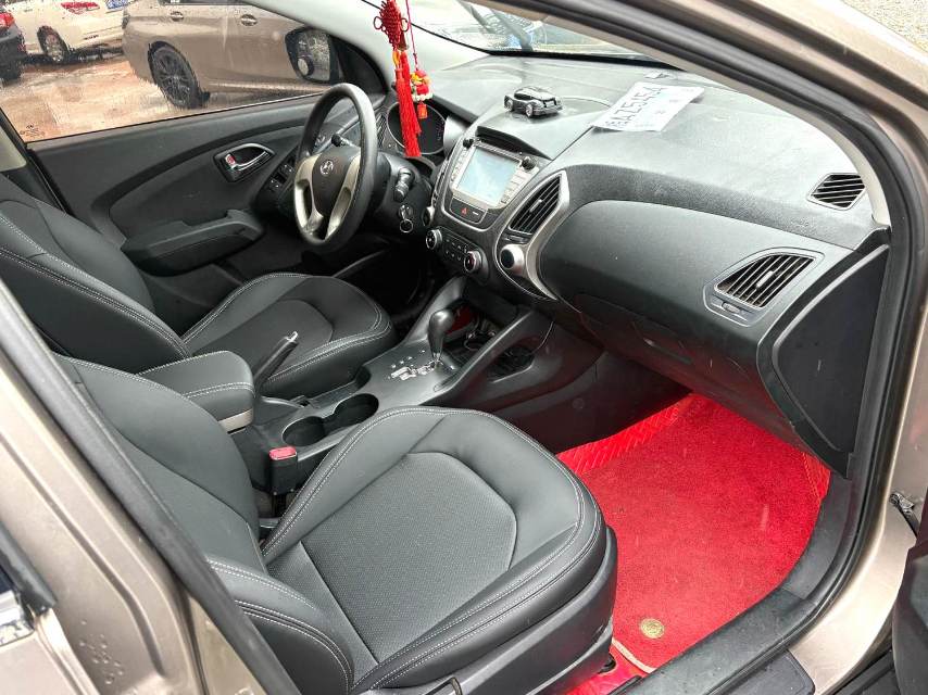 Hyundai Hyundai ix 35 2.0L Automatic2WD GLS IV