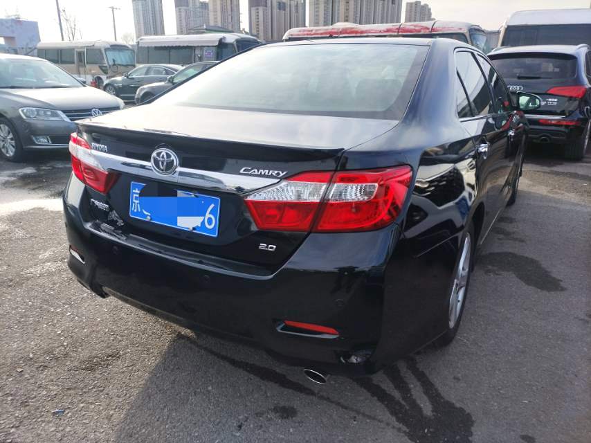Toyota Camry 2.0S
