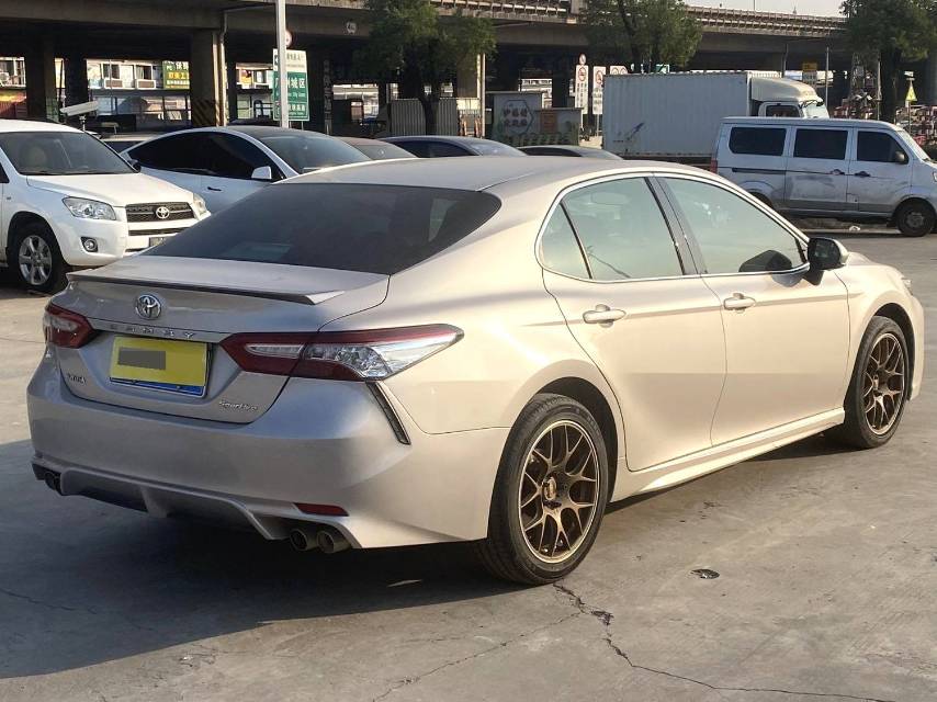 Toyota Camry 2.5S