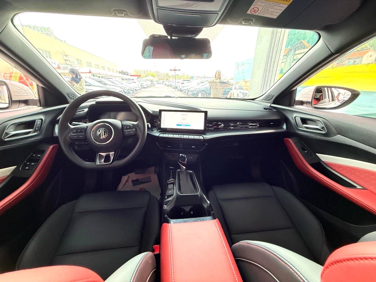 MG 5 Model Year Facelift 180DVVT CVT 青春豪华版
