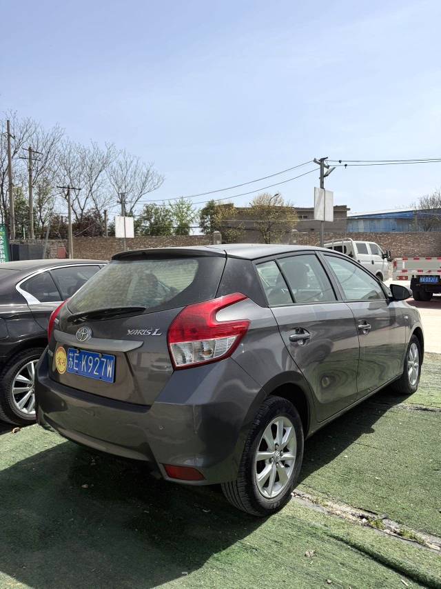 Toyota YARiS L (Liter) 1.5G Automatic