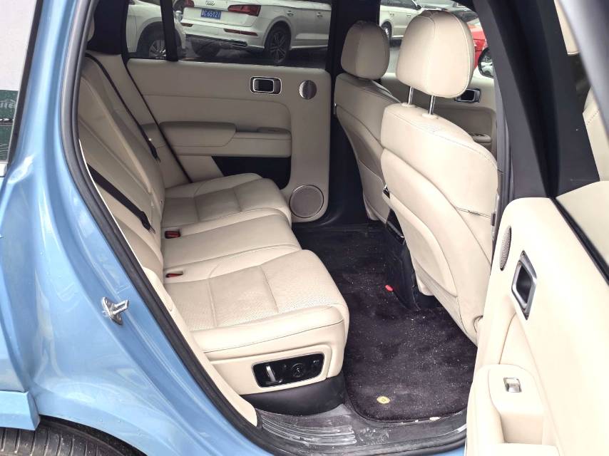 Li Auto L (Liter) 7 Max