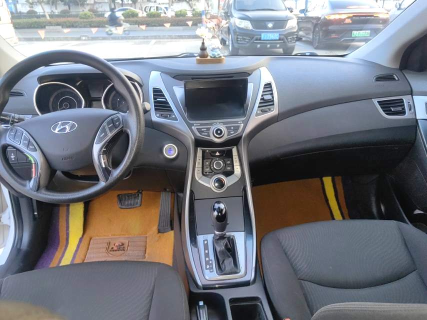 朗动 Model Year 1.6L 自动尊贵型