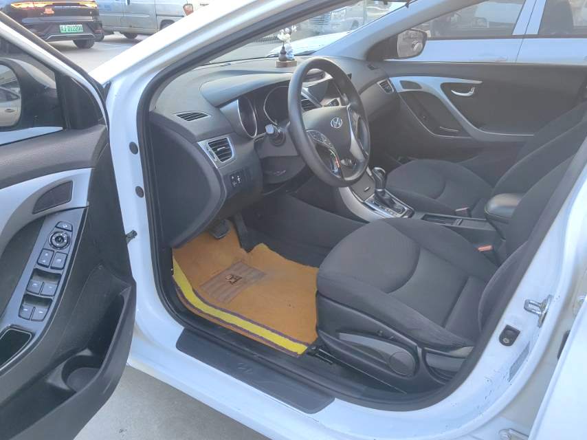 朗动 Model Year 1.6L 自动尊贵型