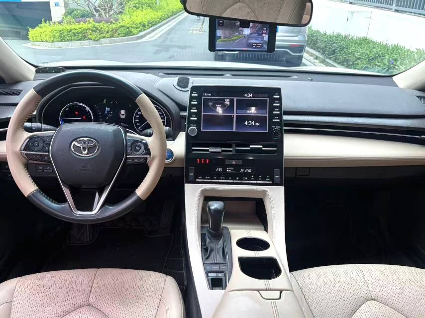 亚洲龙 Model Year 双擎 2.5L 豪华版 国 VI