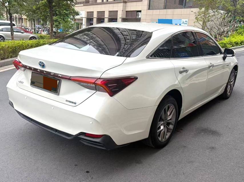 亚洲龙 Model Year 双擎 2.5L 豪华版 国 VI