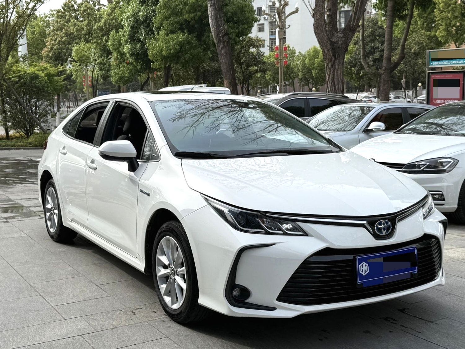 卡罗拉 Model Year 双擎 1.8L E CVT 先锋版