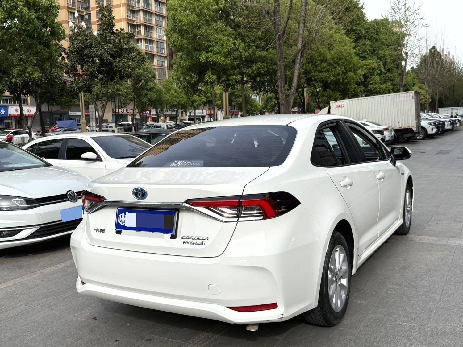 卡罗拉 Model Year 双擎 1.8L E CVT 先锋版
