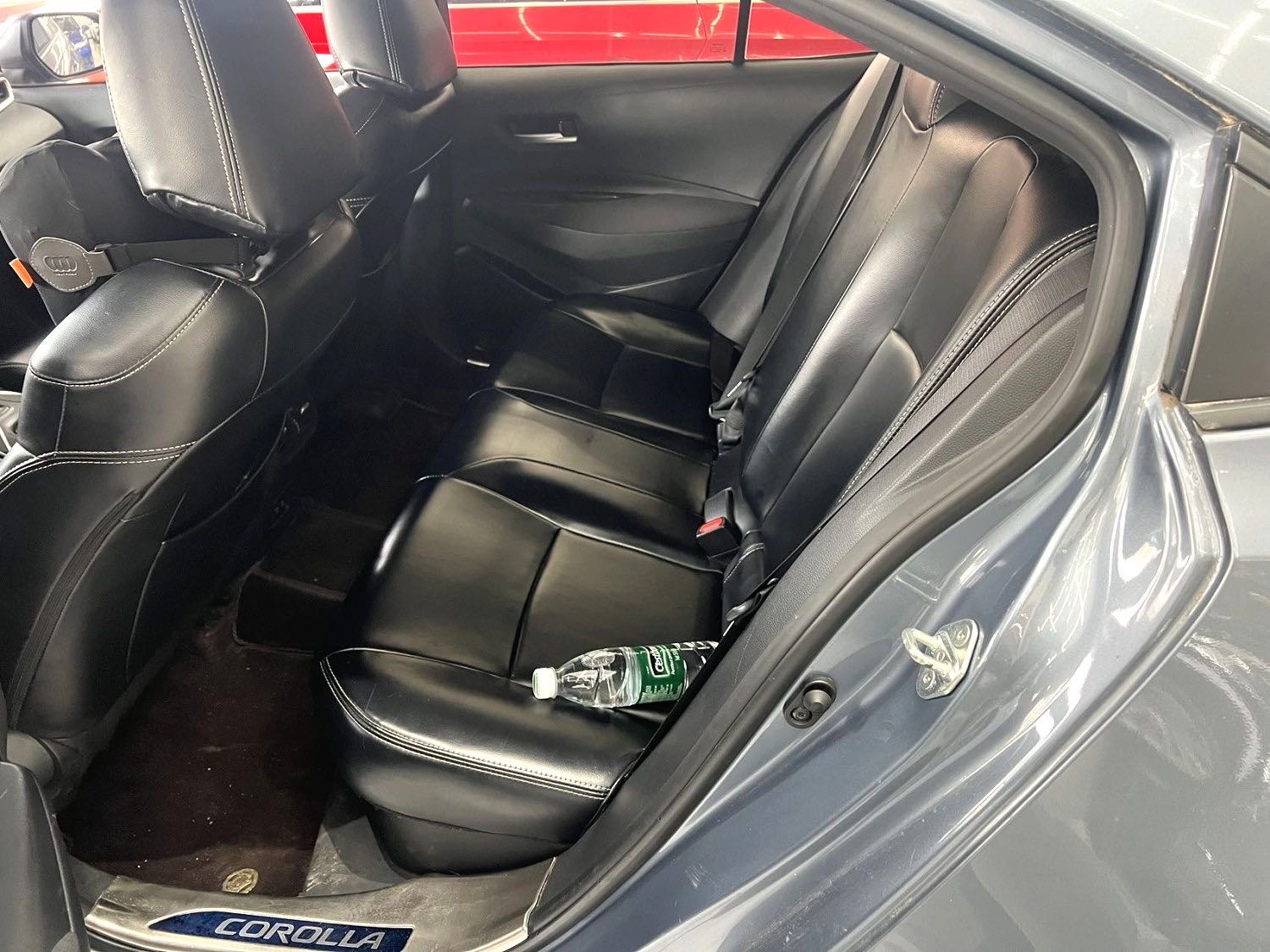 卡罗拉 Model Year 双擎 1.8L E CVT 精英版