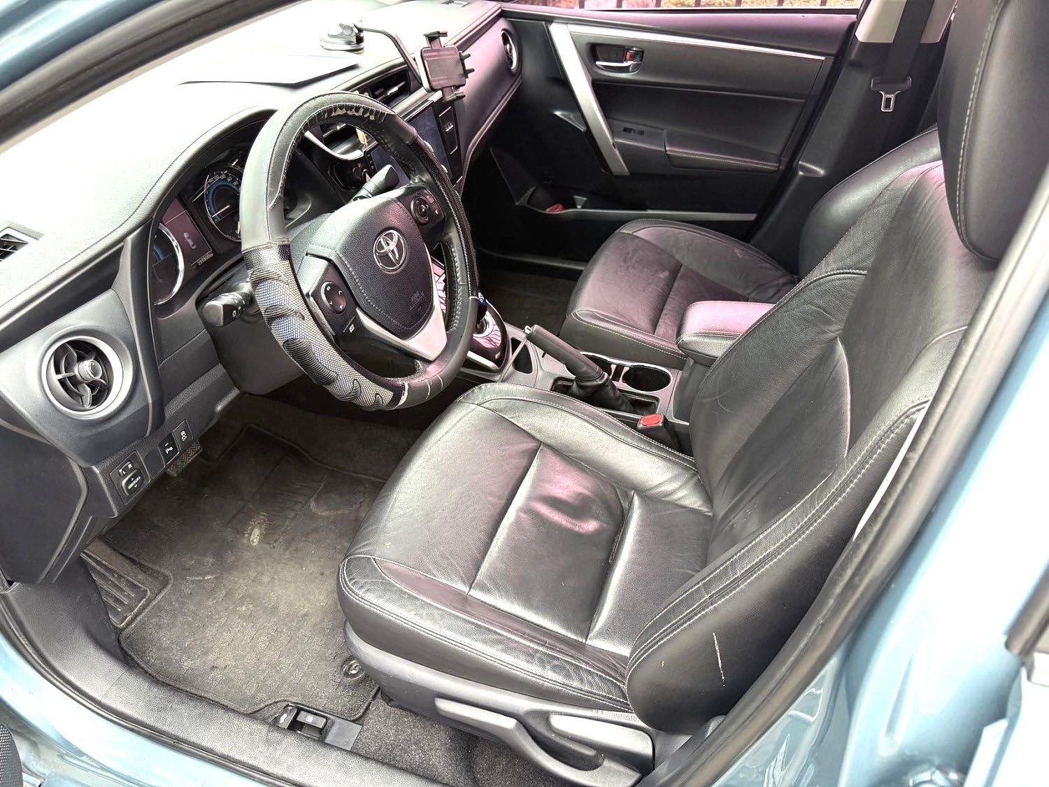 卡罗拉 Model Year 双擎 1.8L E CVT 智尚版