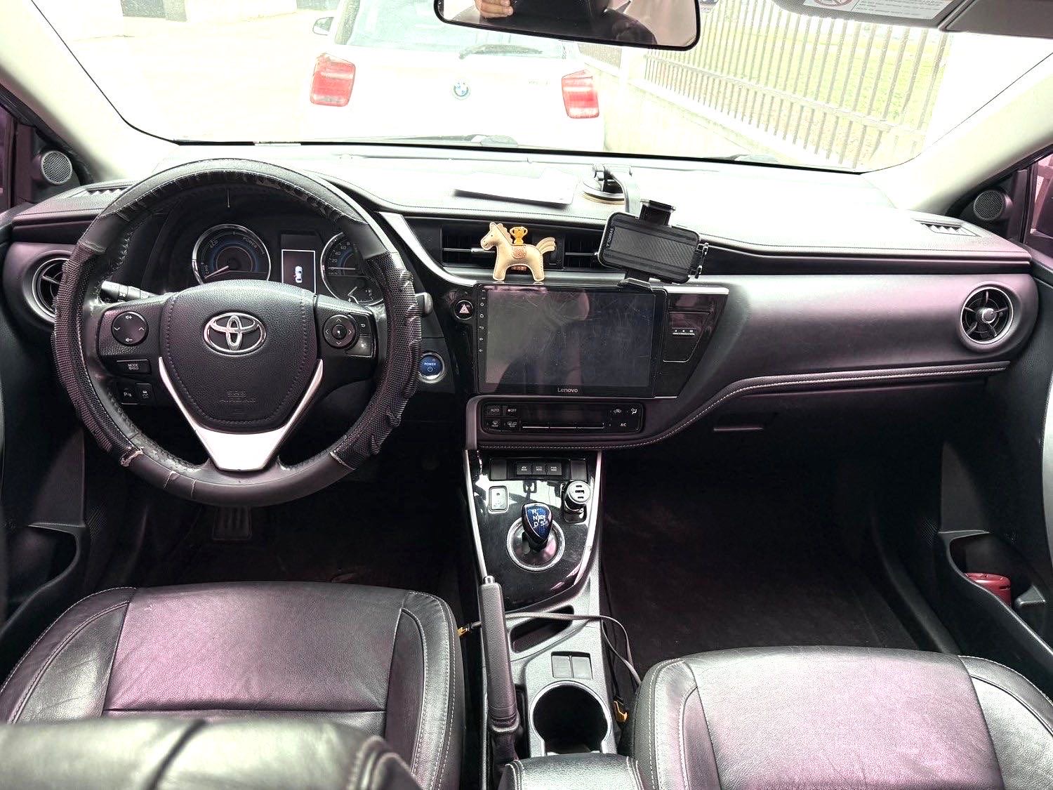 卡罗拉 Model Year 双擎 1.8L E CVT 智尚版