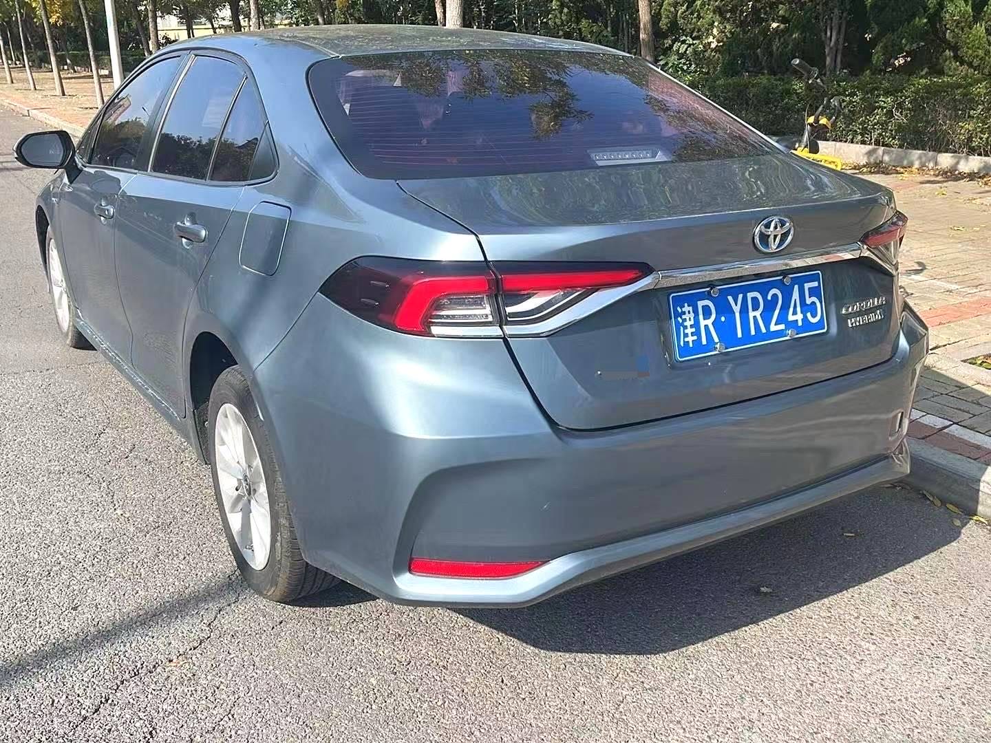 卡罗拉 Model Year 双擎 1.8L E CVT GL i 精英版