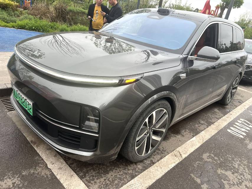 Li Auto L (Liter) 9 Max