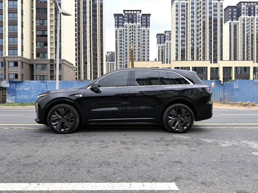 Li Auto L (Liter) 6 Pro
