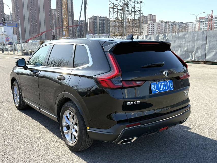 Honda CR V Model Year 240TURBO 两驱锋尚版 5 Seats
