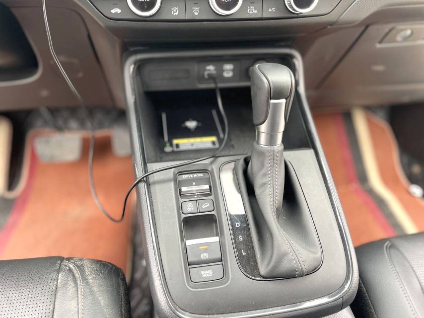 Honda CR V Model Year 240TURBO 两驱智领版 5 Seats