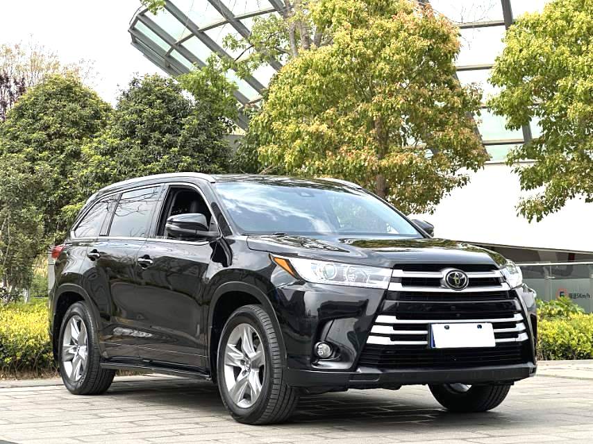汉兰达 Model Year 2.0T 四驱尊贵版 7 Seats 国 VI