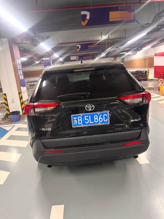 RAV 4 荣放 Model Year 2.0L CVT 两驱都市版