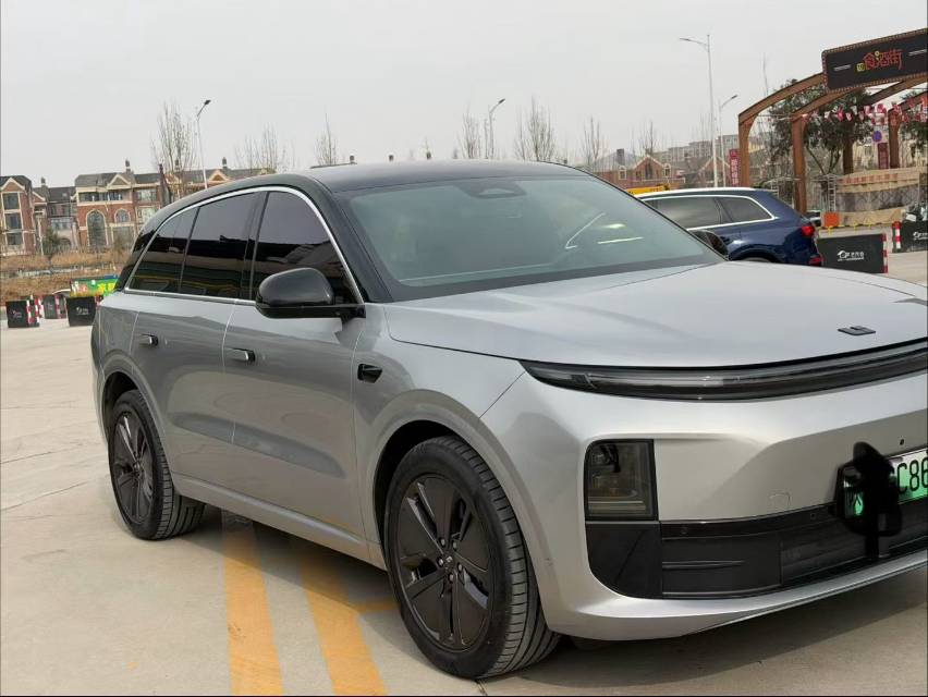 Li Auto L (Liter) 6 Pro